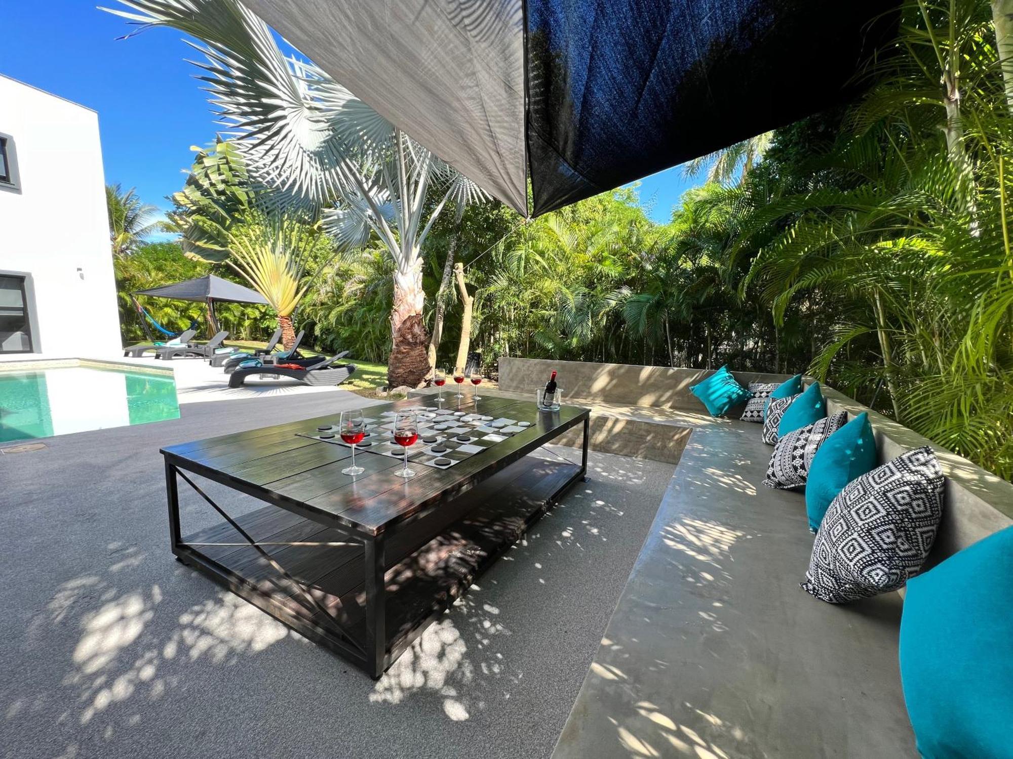 Luxury In Breakfast Shuttle Included! Private Pool Garden Private Area 5 Min 5ta 22 Pax Villa *